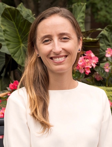 Kara Fikrig headshot
