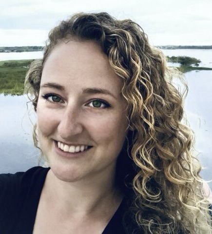Leann Andrews headshot